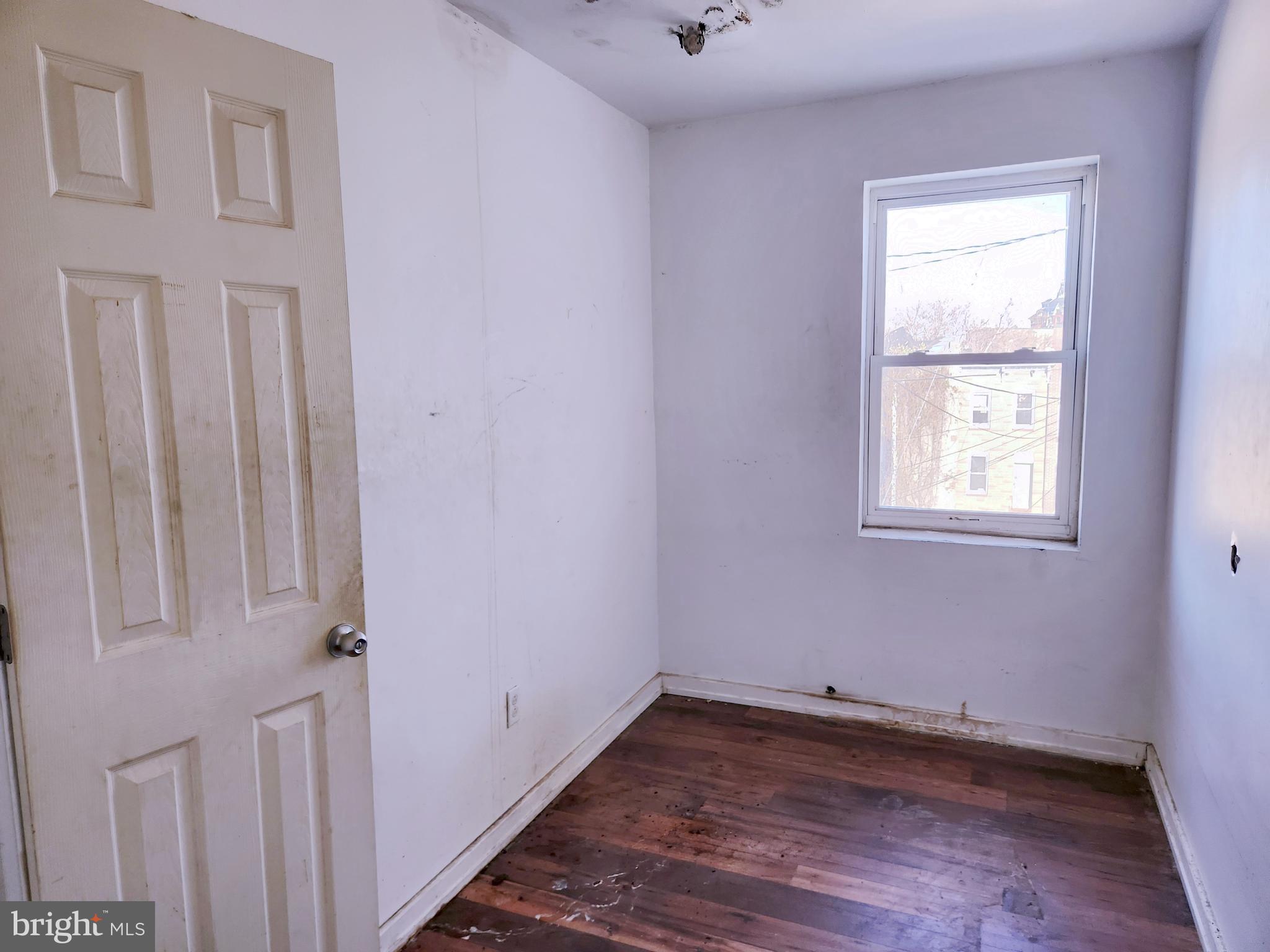 1623 Rutland Avenue Baltimore, MD 21213 - Photo 13 of 19 3rd Bedroom
