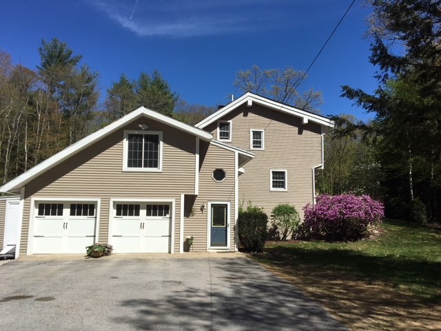 94 South Road Candia, NH 03034 - Photo 3 of 40