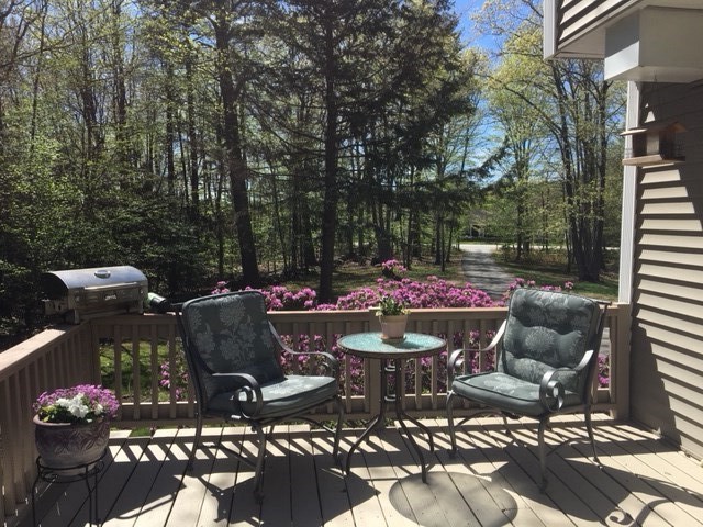 94 South Road Candia, NH 03034 - Photo 5 of 40