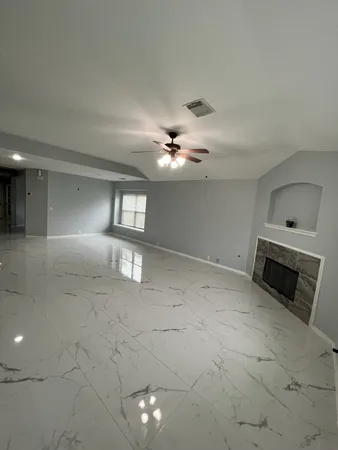 $2,550 | 5702 La Crema, Missouri City, TX 77459