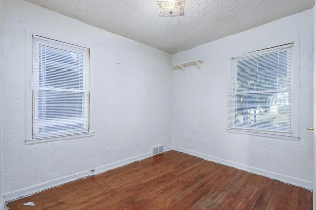 $1,375 | 6506 Memorial Avenue, Detroit, MI 48228