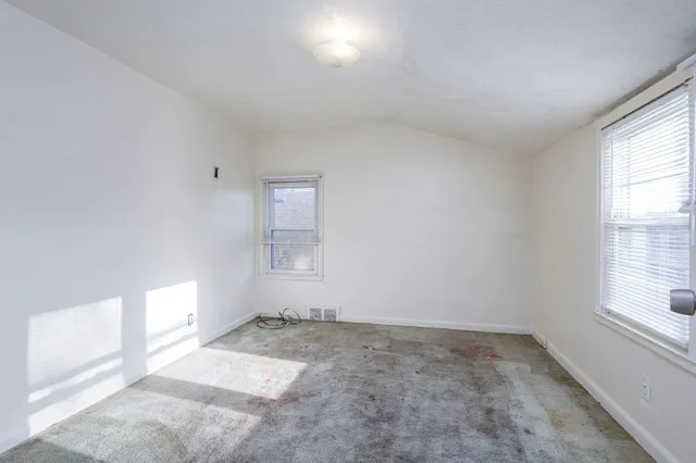 $1,375 | 6506 Memorial Avenue, Detroit, MI 48228