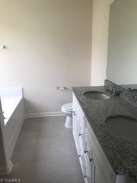 208 Robbins Road Winston-Salem, NC 27107 - Photo 8 of 15 Gallery Image 8