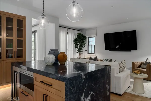 $22,000 | 107 Via Koron, Newport Beach, CA 92663