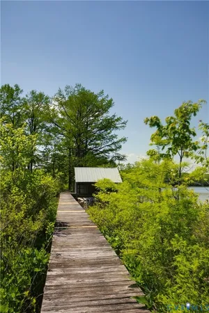 $865,000 | 2221 South Landing Road, Providence Forge, VA 23140
