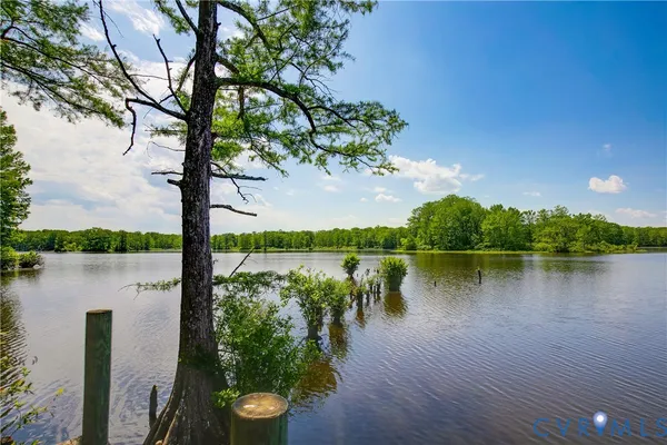 $865,000 | 2221 South Landing Road, Providence Forge, VA 23140