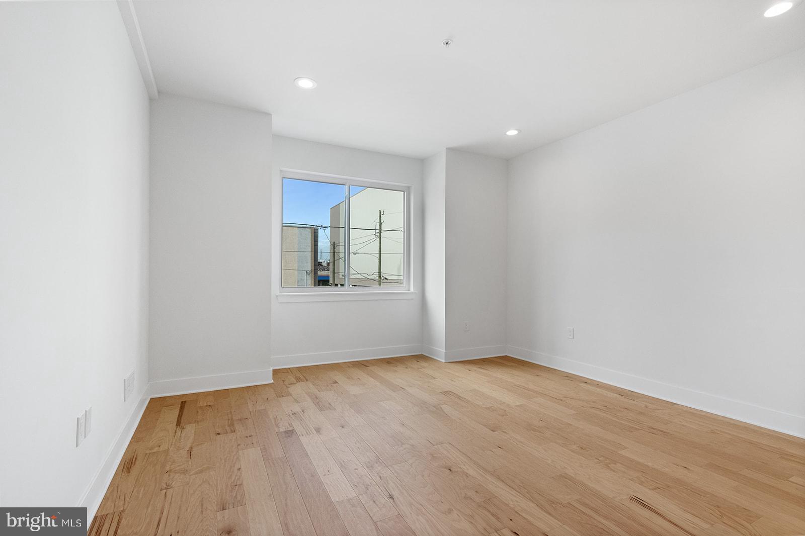 1113 South 23rd Street Philadelphia, PA 19146 - Photo 28 of 40 Large 3rd Bedroom