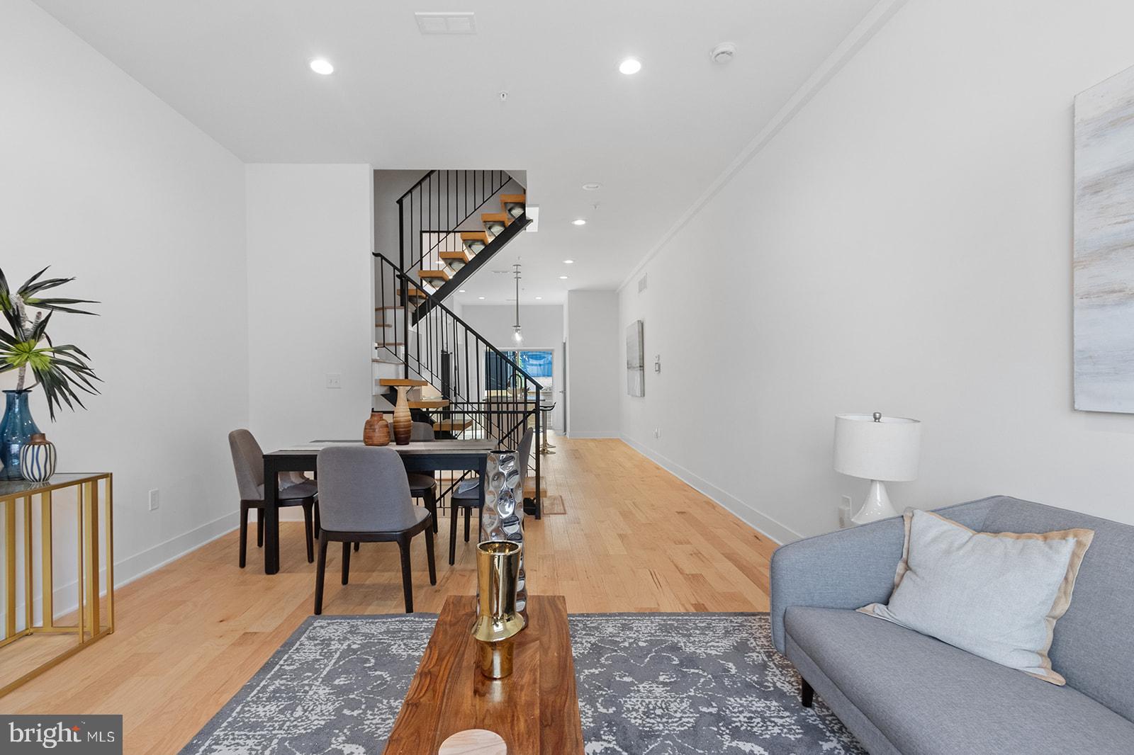 1113 South 23rd Street Philadelphia, PA 19146 - Photo 4 of 40