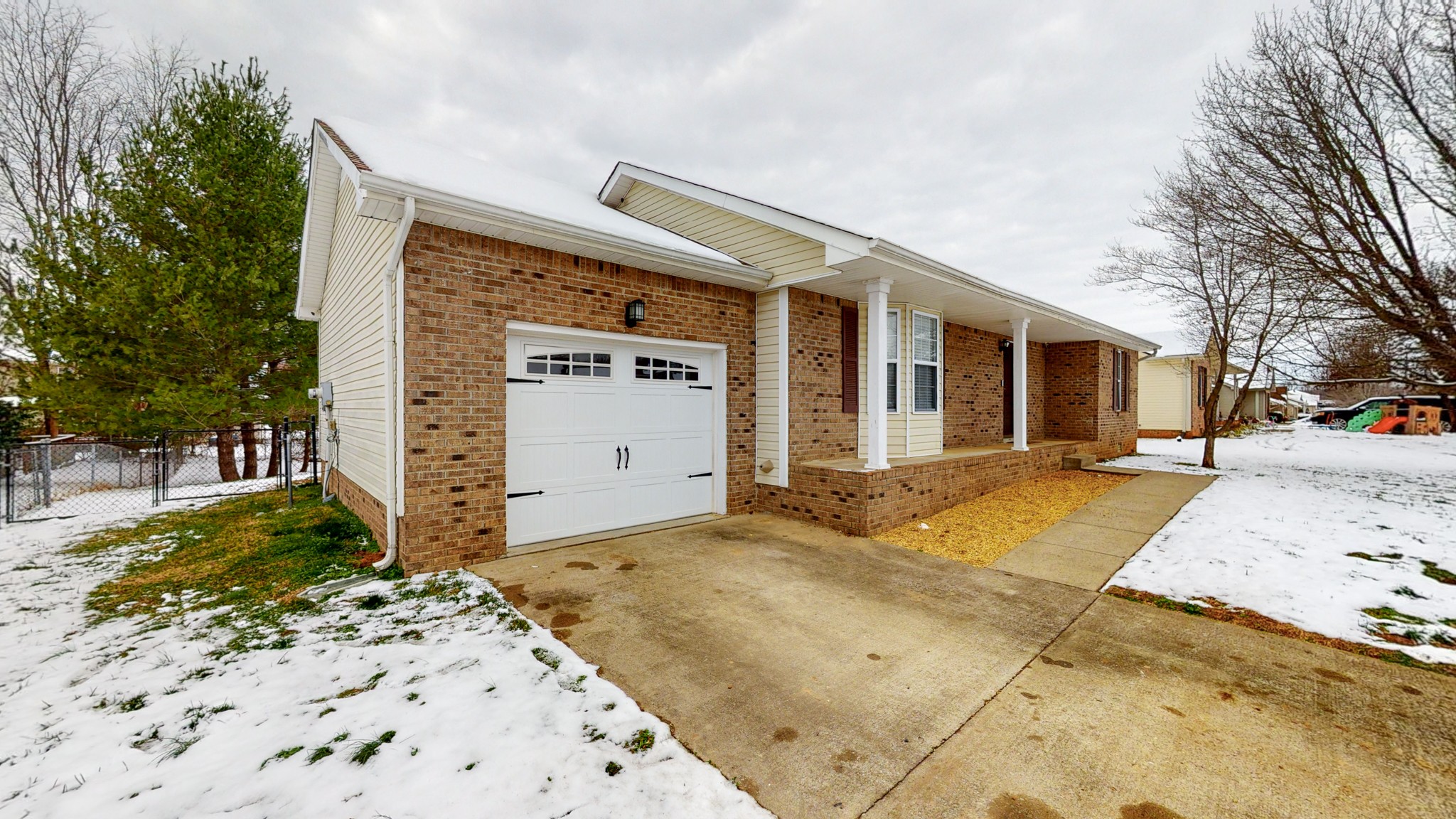 820 Turtle Creek Road Clarksville, TN 37043 - Photo 3 of 15 Gallery Image 3