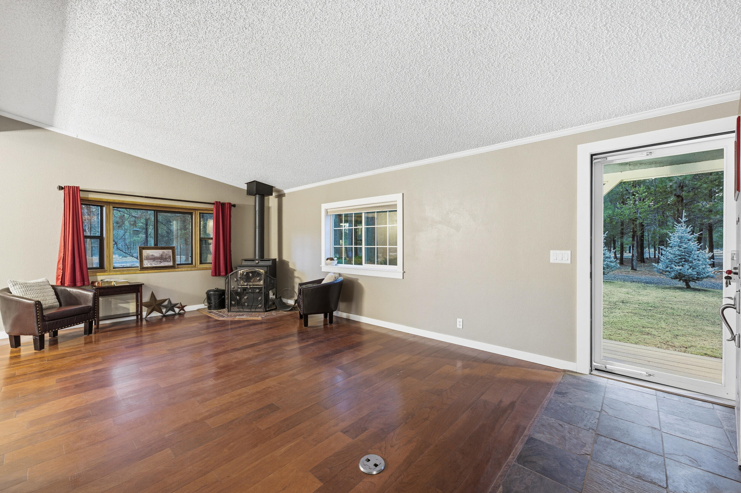 149245 Kurtz Road La Pine, OR 97739 - Photo 10 of 61 Kurtz 11