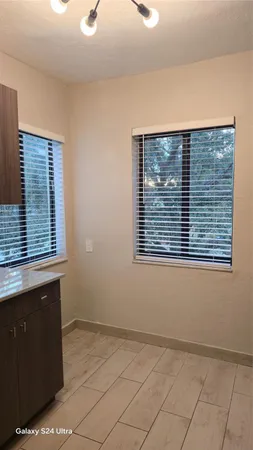 $1,900 | 360 Northwest 8th Street, Unit 8, Pompano Beach, FL 33060