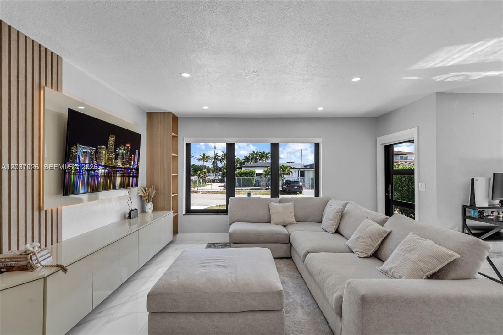 11 West 59th Street Hialeah, FL 33012 - Photo 9 of 38