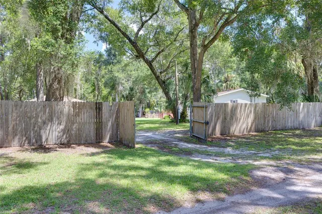 $254,900 | 14234 Northeast 53rd Court Road, Citra, FL 32113