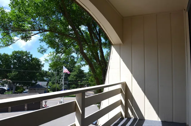 $139,900 | 4387 Wilshire Boulevard, Unit 307, Mound, MN 55364