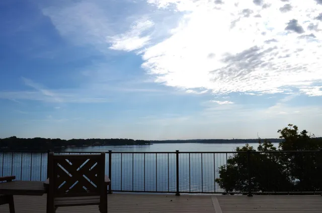 $139,900 | 4387 Wilshire Boulevard, Unit 307, Mound, MN 55364