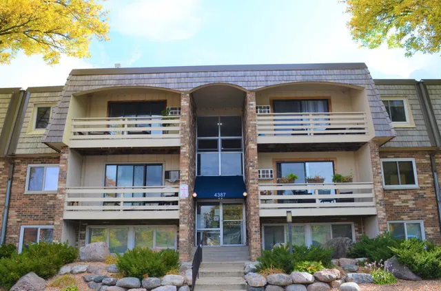 $139,900 | 4387 Wilshire Boulevard, Unit 307, Mound, MN 55364
