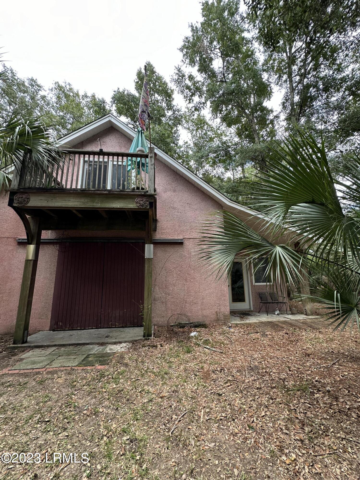 33 Winding Way Beaufort, SC 29907 - Photo 3 of 20 274B7EB3-81CD-4B6A-96EA-D179A80276C8
