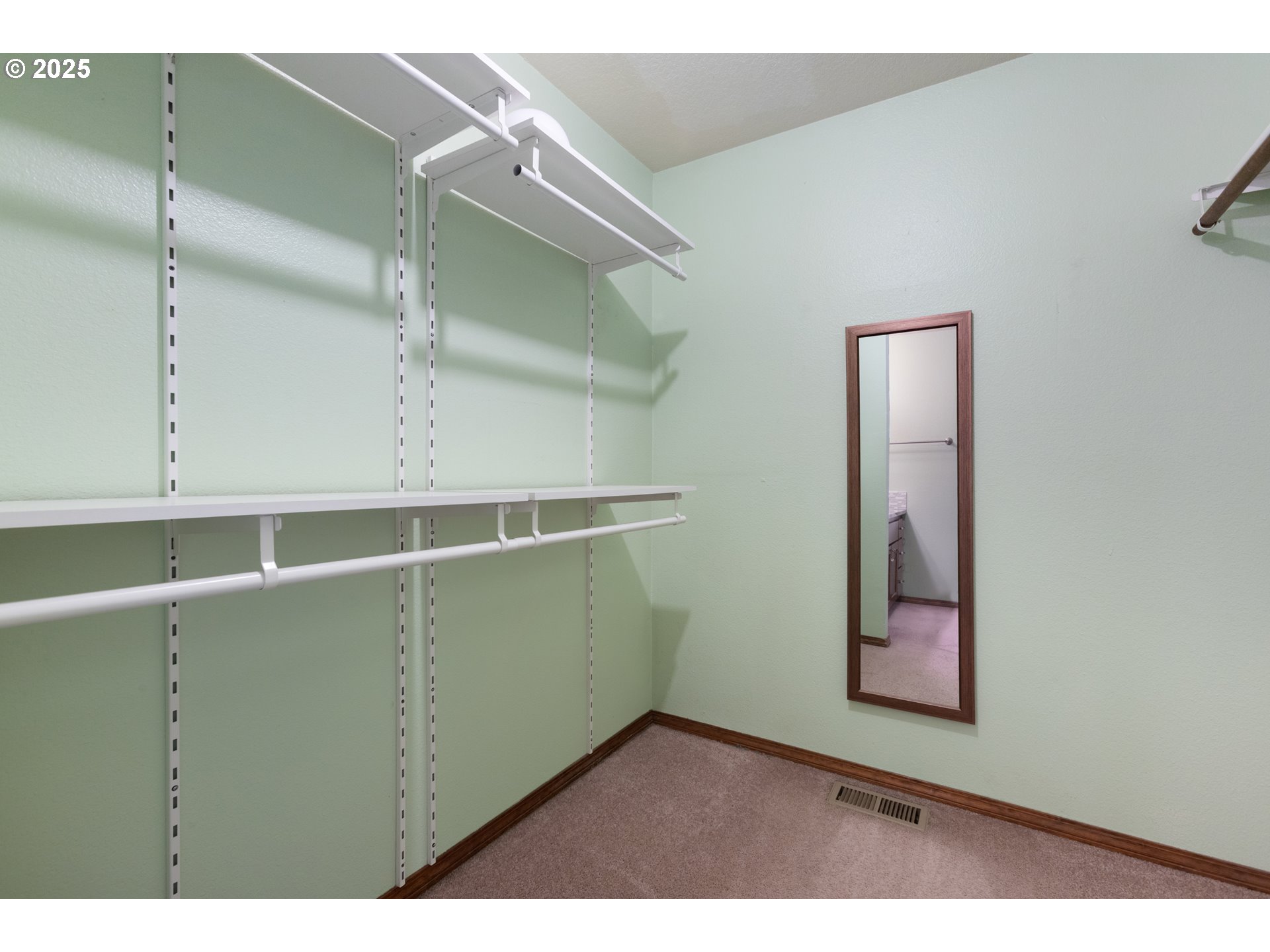 1660 Southwest 4th Street Gresham, OR 97080 - Photo 17 of 22