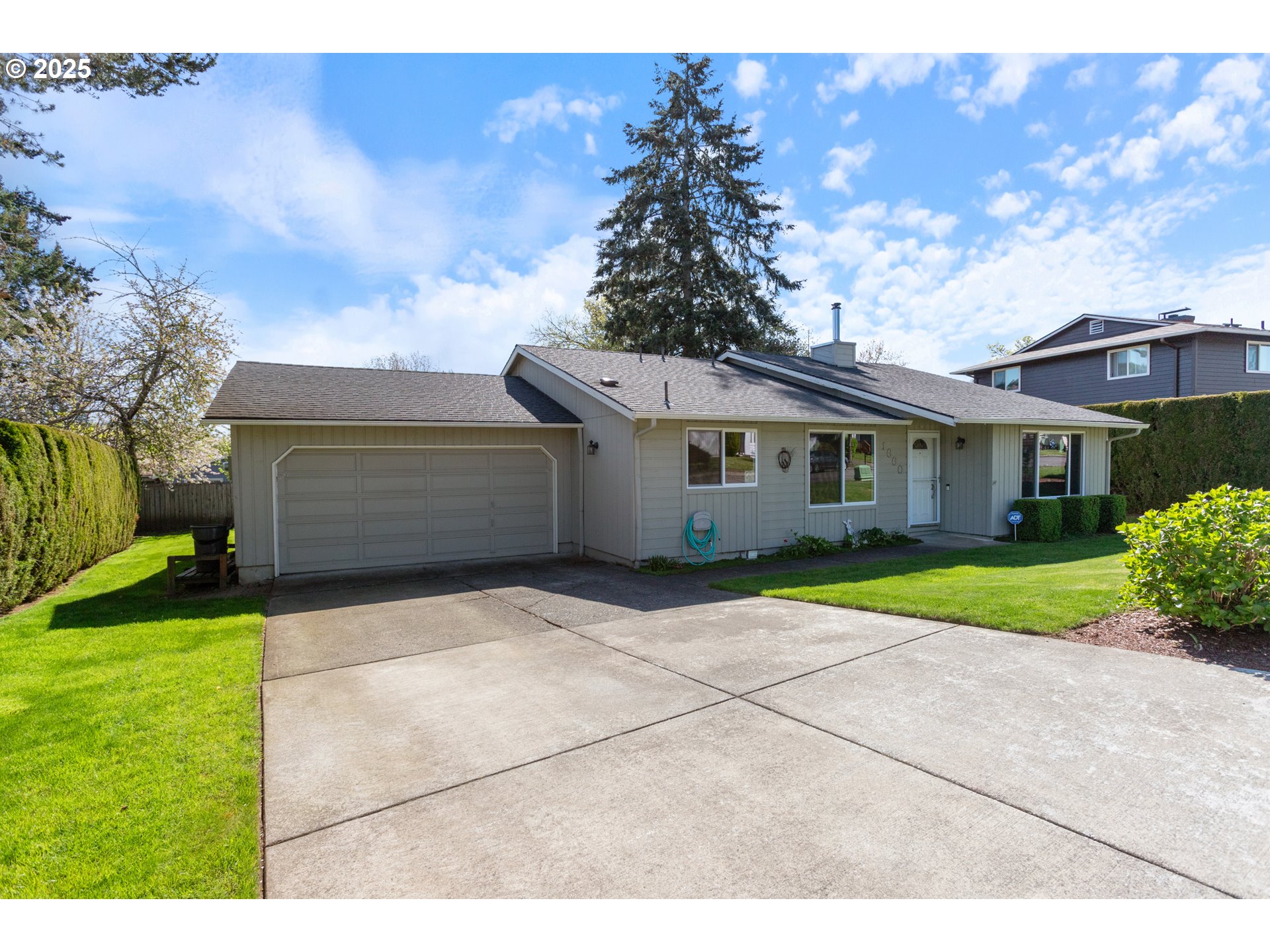 1660 Southwest 4th Street Gresham, OR 97080 - Photo 2 of 22