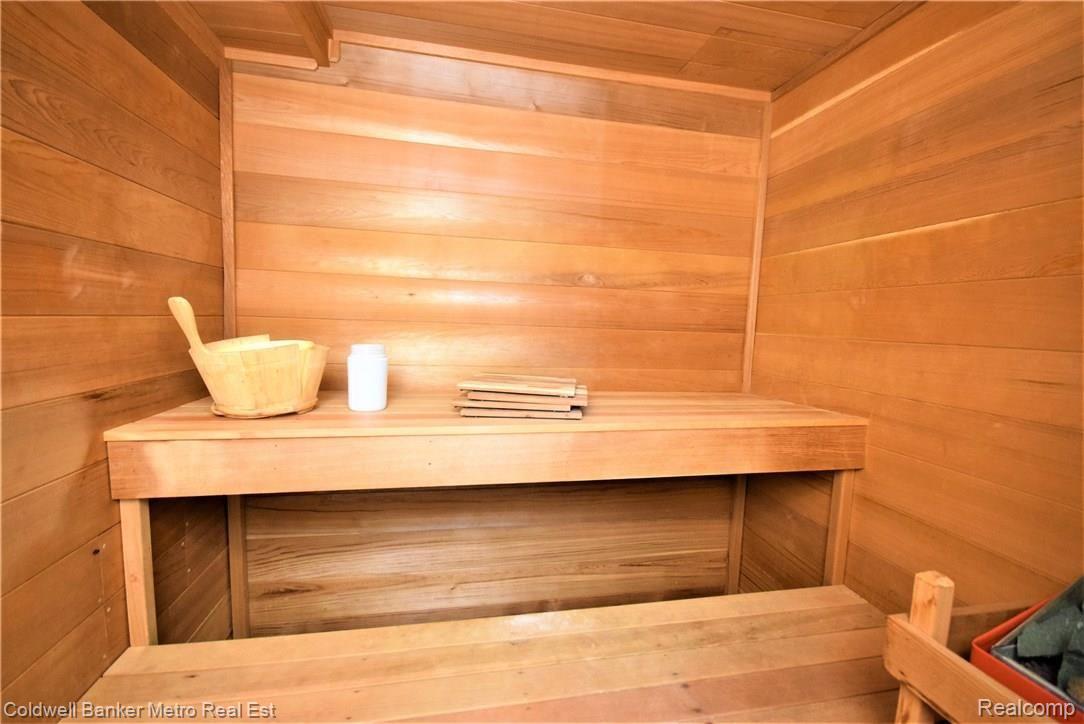 17731 Hamilton Road Highland Park, MI 48203 - Photo 50 of 68 Wow, my very own Sauna!
