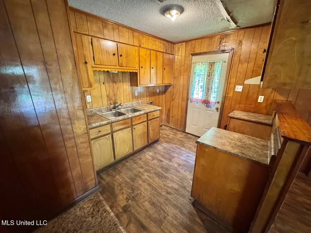 $80,000 | 165 Greenbriar Circle, Holly Springs, MS 38635