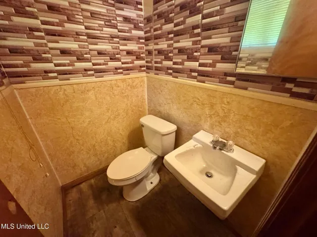 $80,000 | 165 Greenbriar Circle, Holly Springs, MS 38635