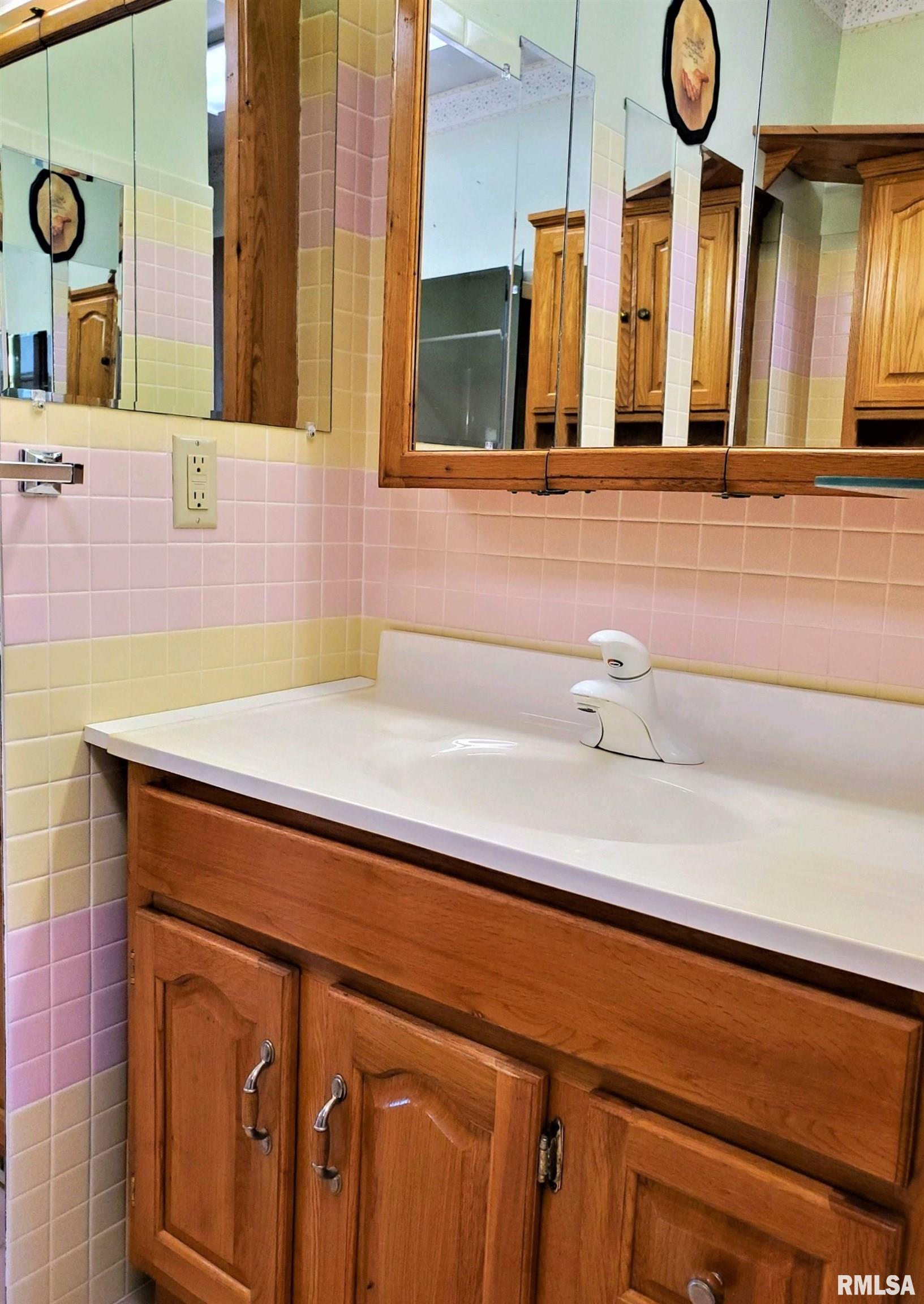 29870 East Manito Road Manito, IL 61546 - Photo 22 of 29 Gallery Image 22