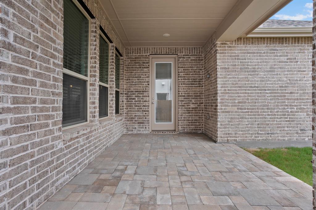 1801 Eagle Landing Van Alstyne, TX 75495 - Photo 15 of 27 View of patio