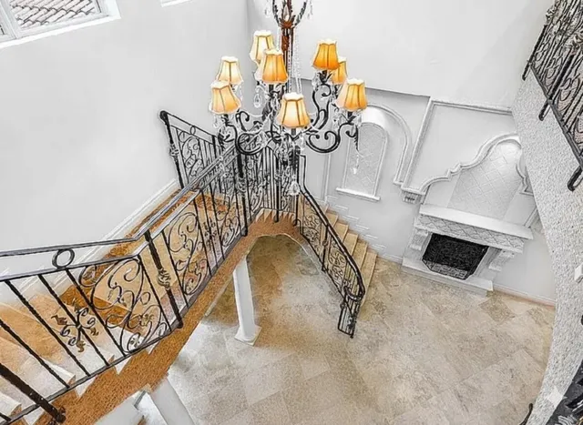 a view of entryway and hall