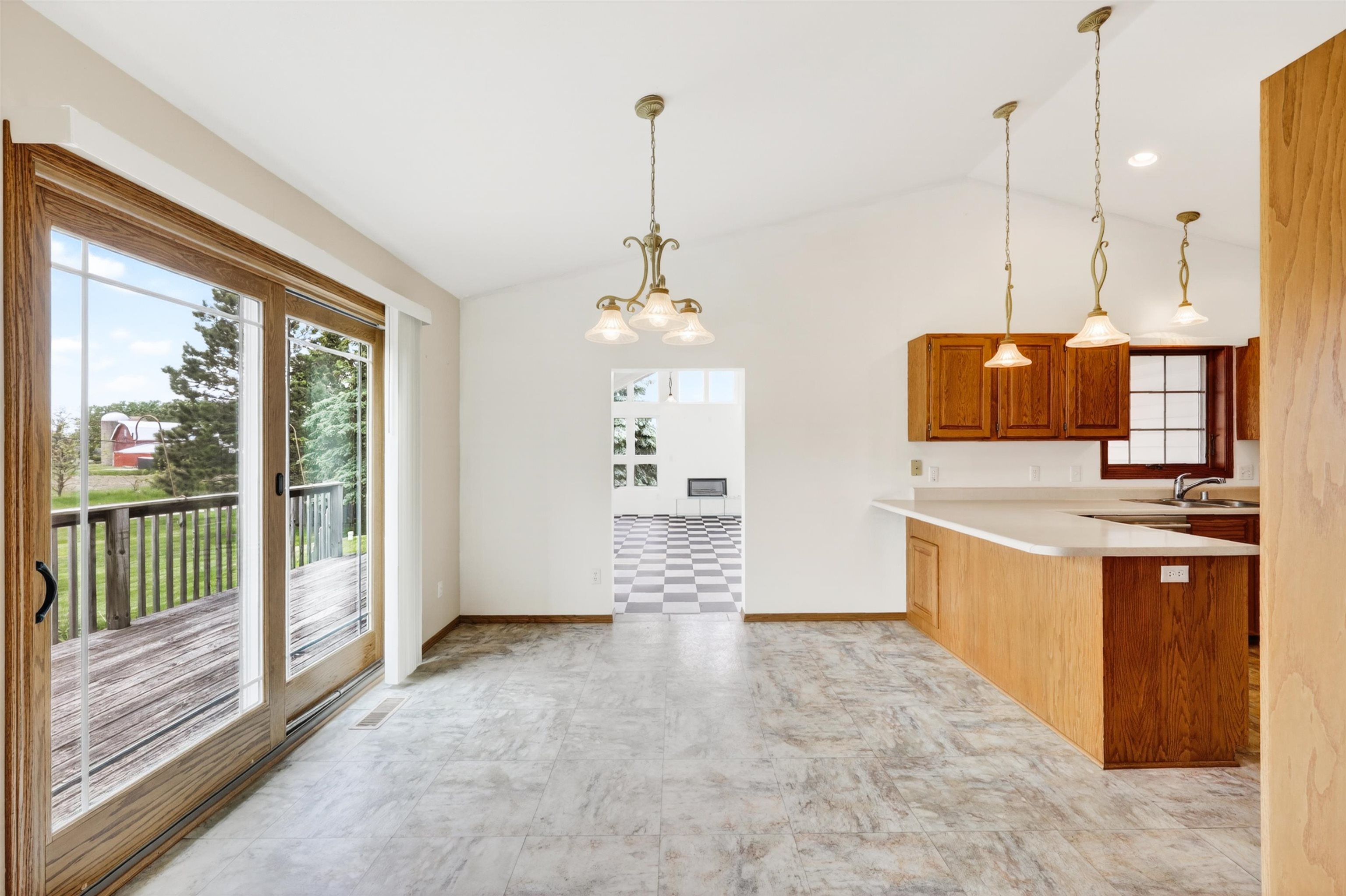 3781 Token Road DeForest, WI 53532 - Photo 8 of 33