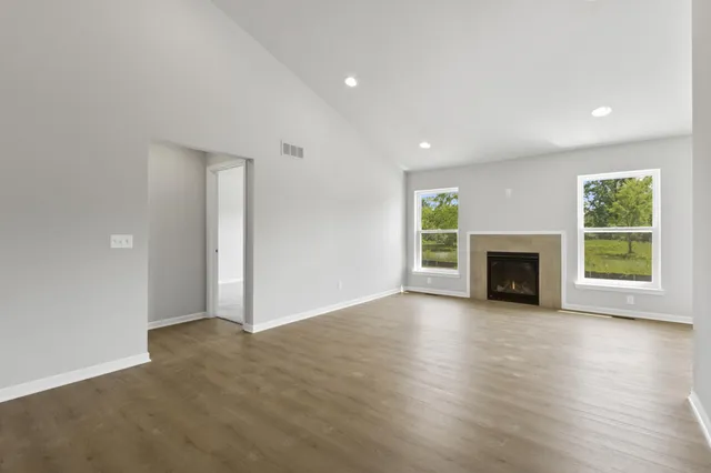 $279,900 | 31649 Augusta Drive, Unit 67, Romulus, MI 48174