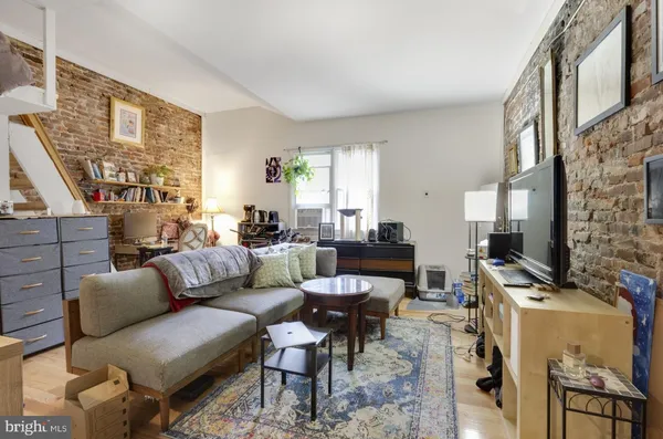 $1,175 | 515 South 6th Street, Unit 3R, Philadelphia, PA 19147