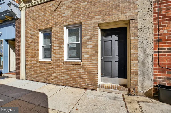 $1,175 | 515 South 6th Street, Unit 3R, Philadelphia, PA 19147