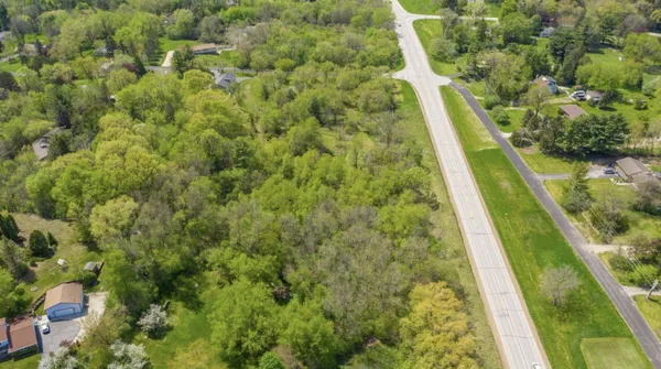 $250,000 | 11 Holiday Hill Road, Unit LT12 LT13, Waukesha, WI 53189