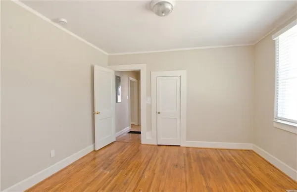 $2,300 | 1398 Woodmont Lane Northwest, Atlanta, GA 30318