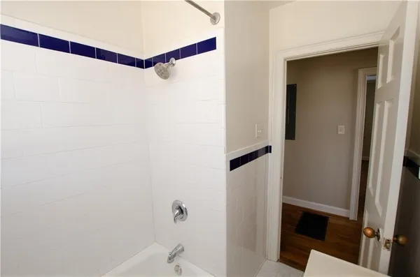 $2,300 | 1398 Woodmont Lane Northwest, Atlanta, GA 30318