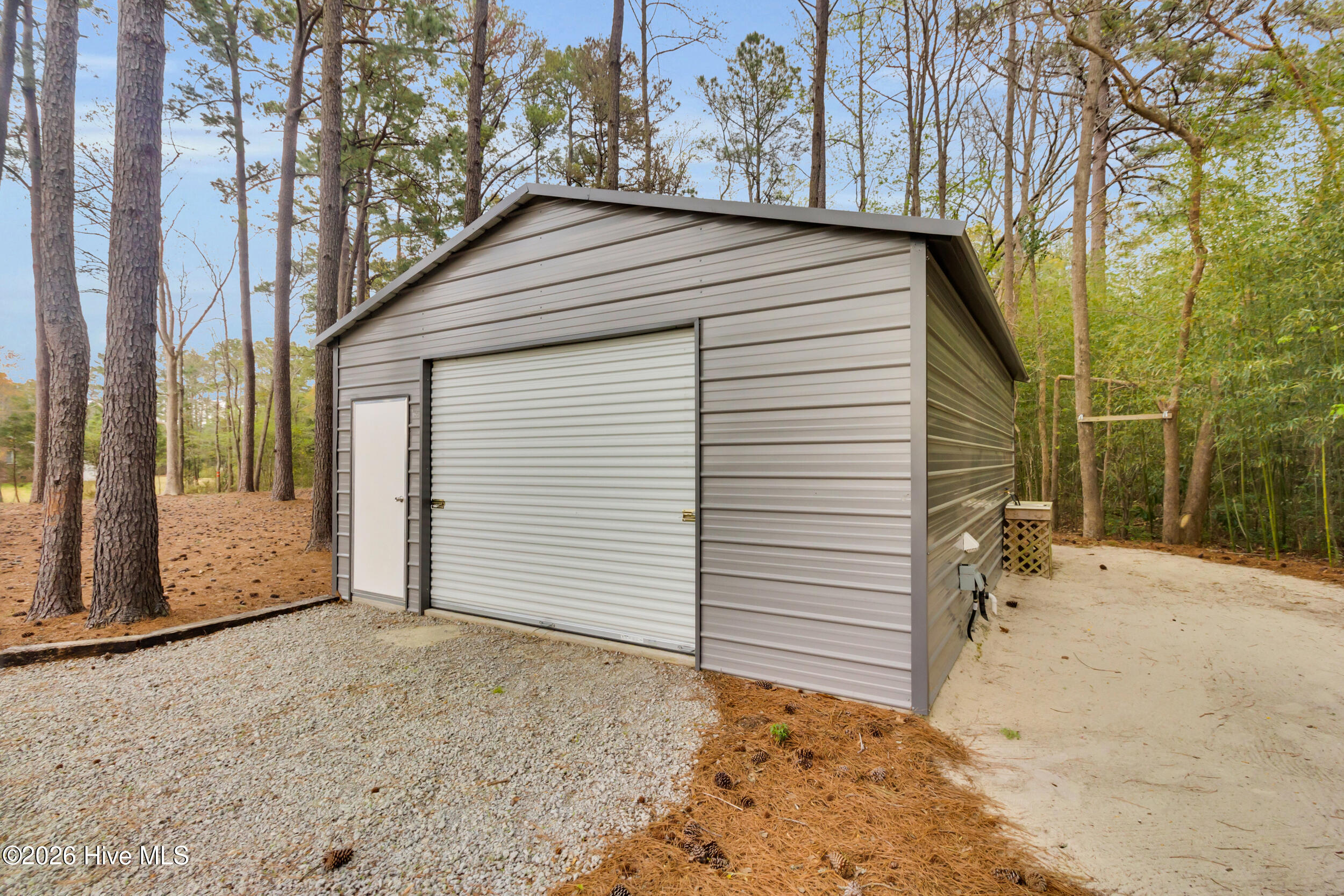 1872 Lynchs Beach Loop Road Bayboro, NC 28515 - Photo 18 of 31 27_14