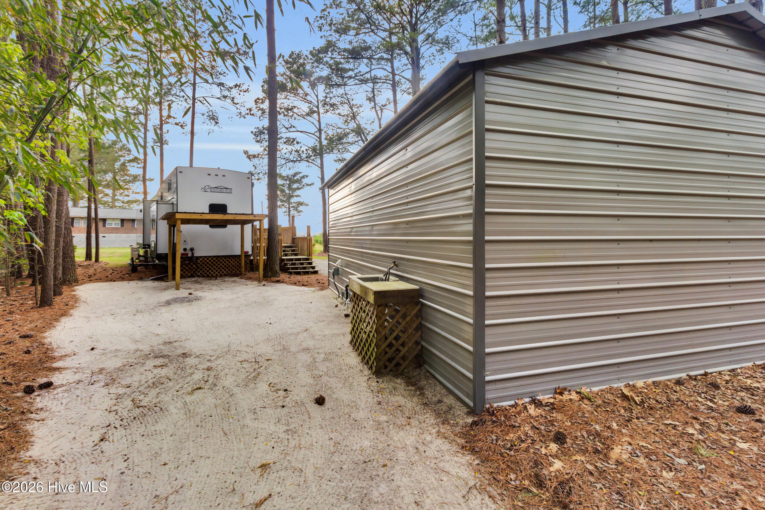 1872 Lynchs Beach Loop Road Bayboro, NC 28515 - Photo 23 of 31 33_17