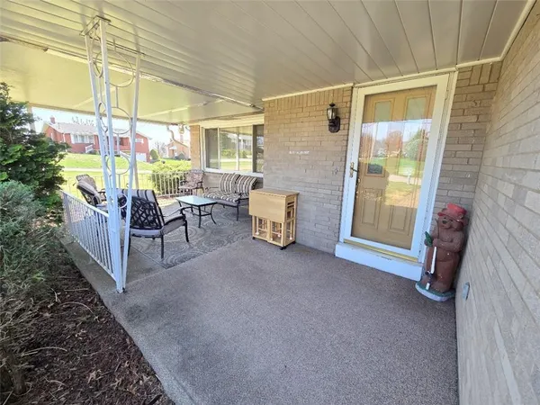 $259,900 | 201 Highland Drive, Elizabeth, PA 15037