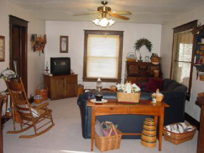 4143 South Warren Road Huntington, IN 46750 - Photo 4 of 11 Gallery Image 4