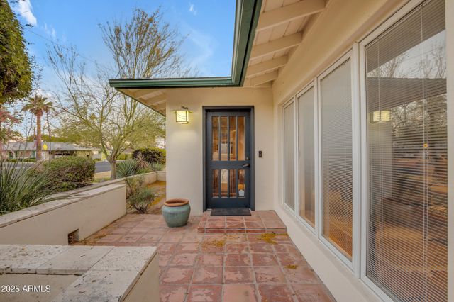 $1,590,000 | 4596 East Calle Ventura, Phoenix, AZ 85018