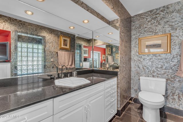 $1,590,000 | 4596 East Calle Ventura, Phoenix, AZ 85018