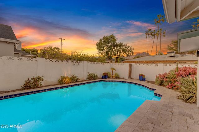 $1,590,000 | 4596 East Calle Ventura, Phoenix, AZ 85018
