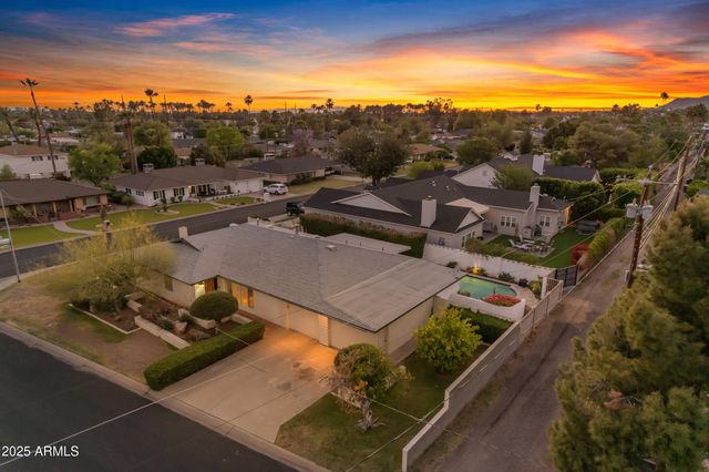 $1,590,000 | 4596 East Calle Ventura, Phoenix, AZ 85018