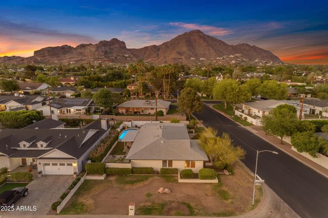 $1,590,000 | 4596 East Calle Ventura, Phoenix, AZ 85018