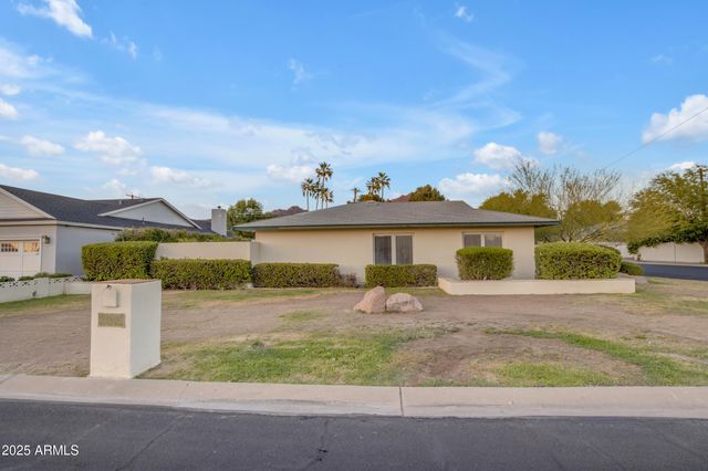 $1,590,000 | 4596 East Calle Ventura, Phoenix, AZ 85018