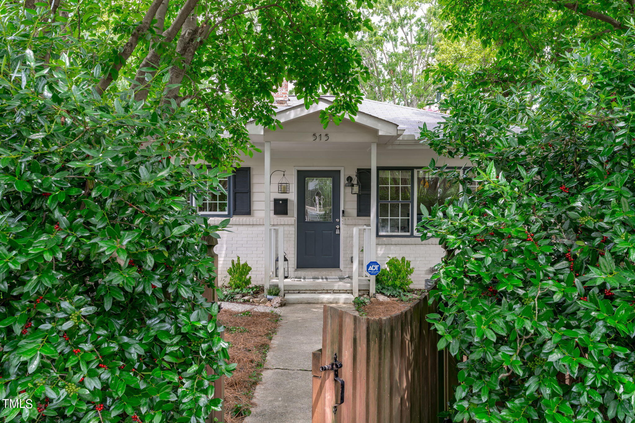 515 Freeman Street Raleigh, NC 27601 - Photo 2 of 44 front view of a house with a yard