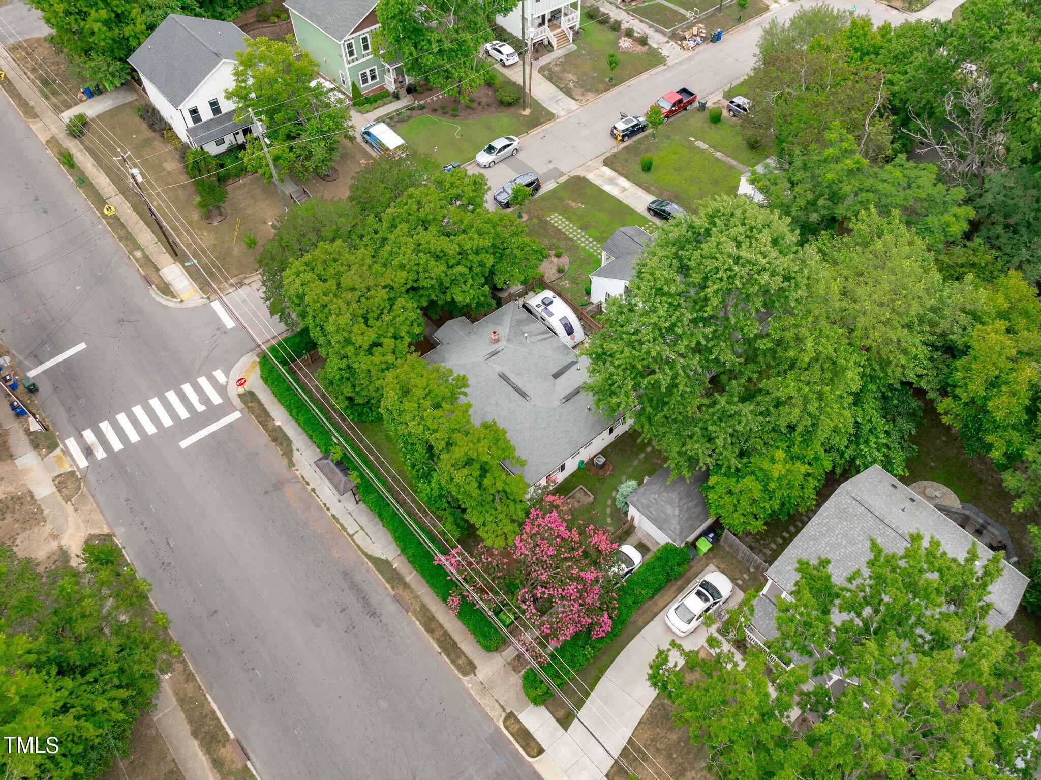 515 Freeman Street Raleigh, NC 27601 - Photo 39 of 44 an aerial view of a house