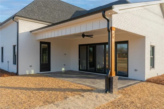 $625,000 | 117 Hanes Lane, Lexington, NC 27295