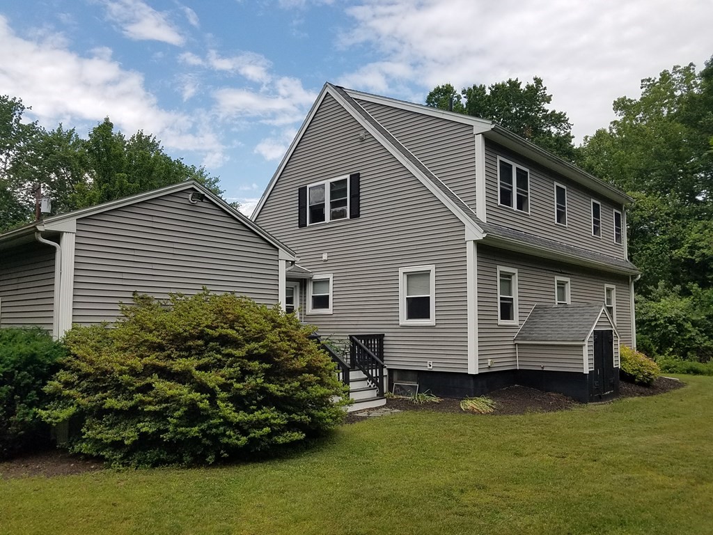47 Middle Road Amesbury, MA 01913 - Photo 29 of 31